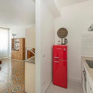 https://residenza-urbana.it-romehotels.com